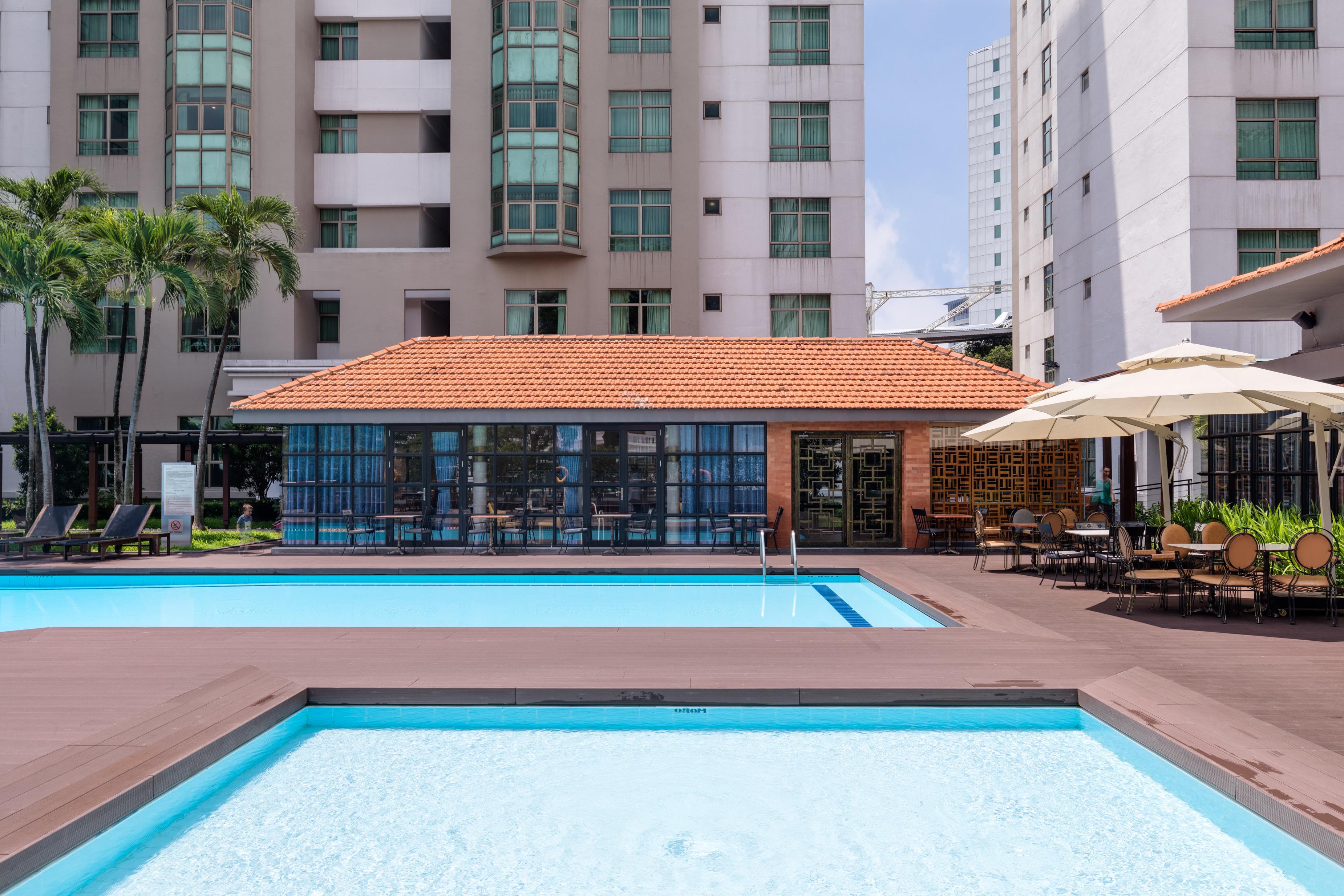 Somerset Ho-Chi-Minh-Stadt Exterior foto The swimming pool at the hotel