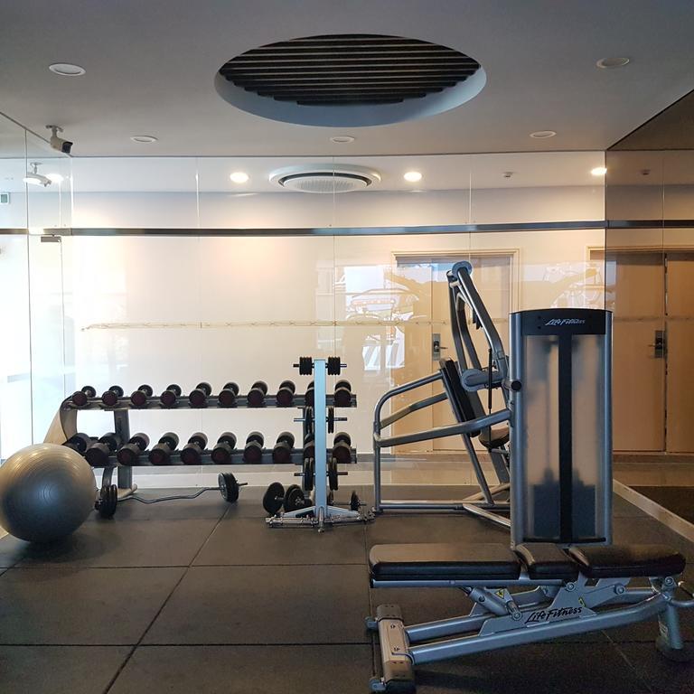 Somerset Ho-Chi-Minh-Stadt Exterior foto A gym at a hotel